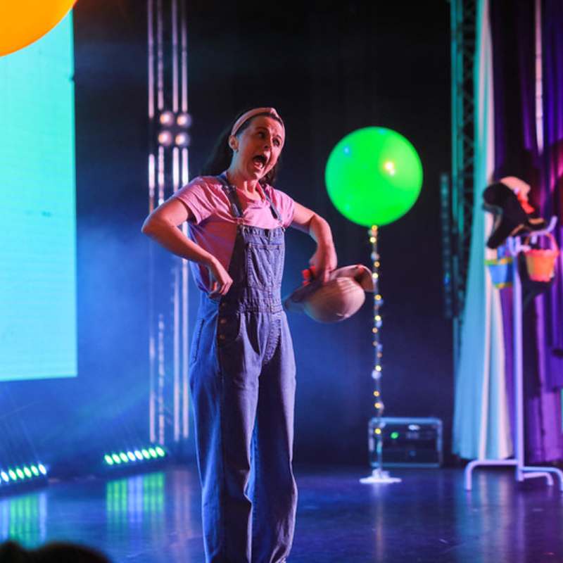 Ms Rachel Tribute show live on stage at Viva Blackpool